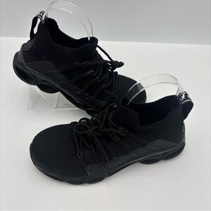 Men's Black Athletic Shoes